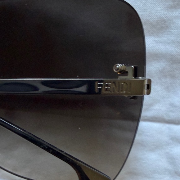 Fendi Rimless Sunglasses with Gold Hardware - Black Gradient Lenses - Picture 3 of 7